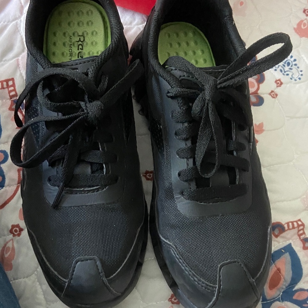 Reebok Black Women's Sneakers steal toe work shoes .